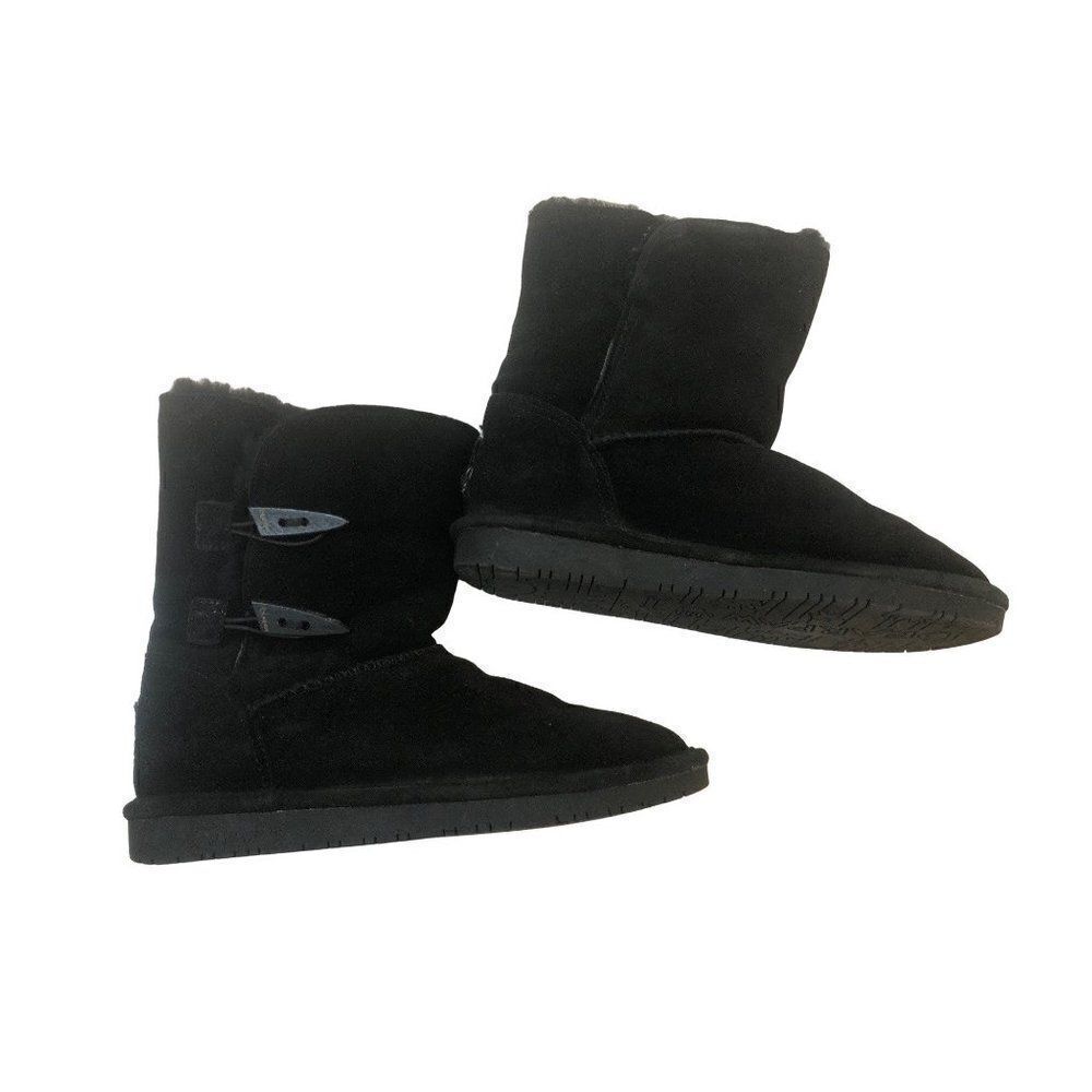 BearPaw Womans Snow Boot 682W Shuede Sheepskin Wool 9” tall Size 6